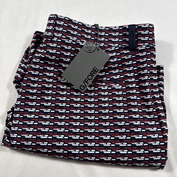 G/Fore Maverick Hybrid Shorts Men's 38 Red Navy Geometric Golf‎ Performance - Picture 1 of 12